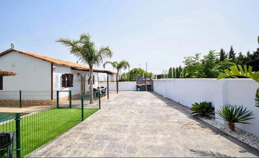 Con Encanto En Conil Solo Familias Y Parejas *