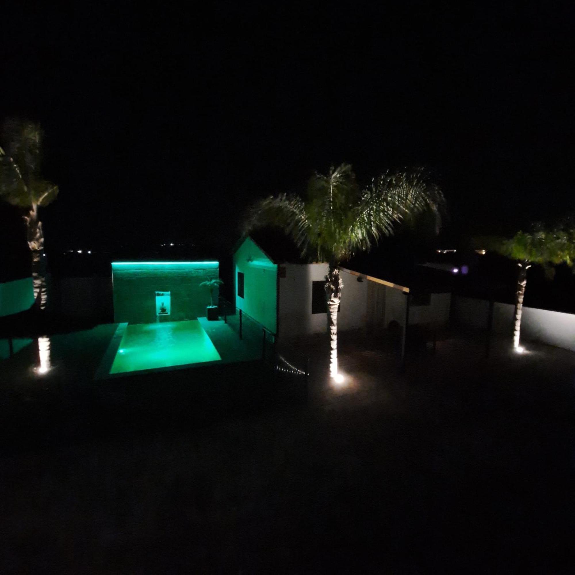 Con Encanto En Conil Solo Familias Y Parejas Holiday home